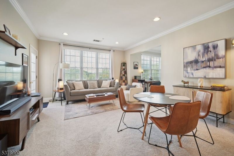 Dining room, Interior, Living room, Recessed Lighting