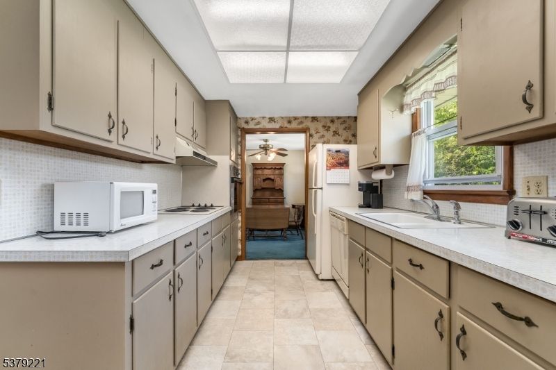 Interior, Kitchen