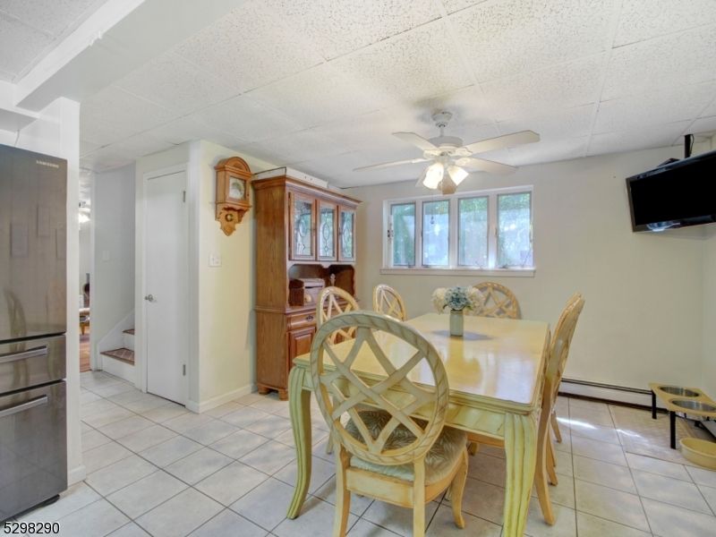 Dining room, Interior