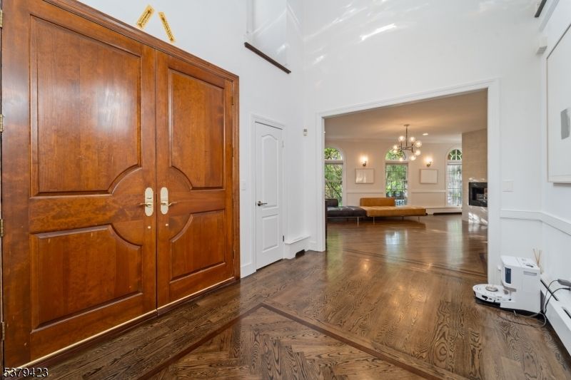 Chandelier, Interior, Wood Texture Flooring