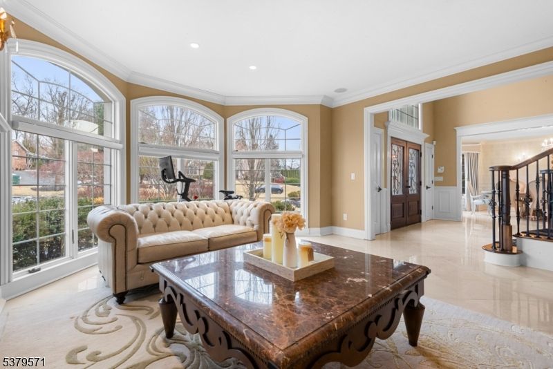 Fitness Equipment, Interior, Living room, Recessed Lighting