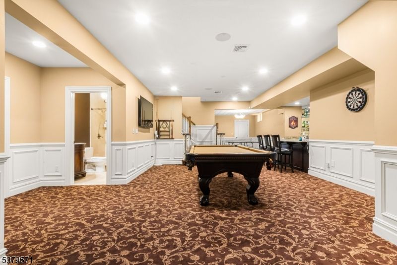 Billiard Table, Game Room, Interior, Recessed Lighting