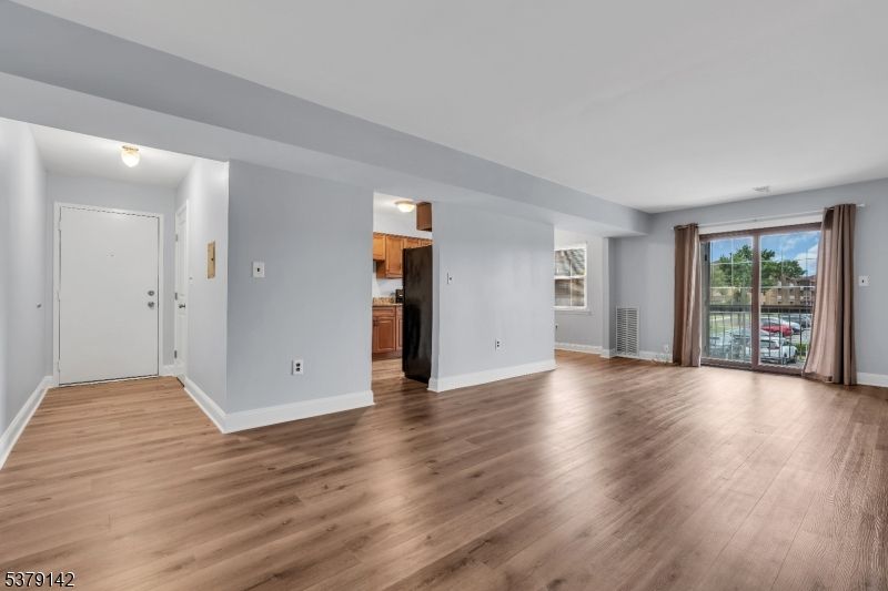 Empty room, Interior, Kitchen, Wood Texture Flooring