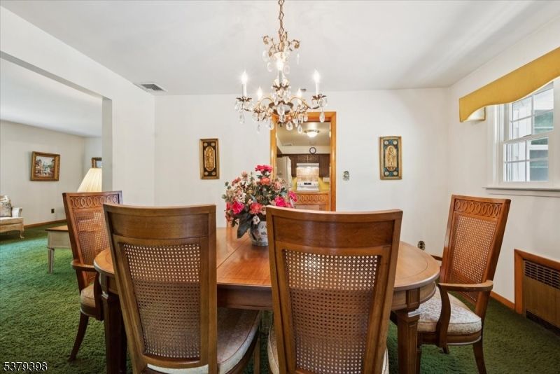 Chandelier, Dining room, Interior, Kitchen