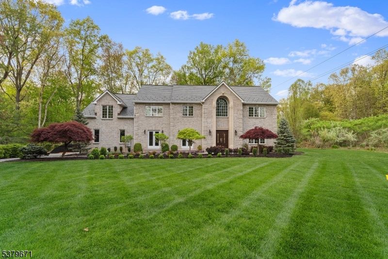 Backyard, Exterior, Facade, Brick Facade, French Provincial