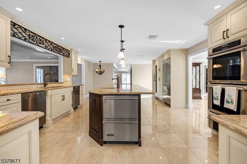 Interior, Kitchen, Pendant Lights, Recessed Lighting, Stainless Steel Appliances