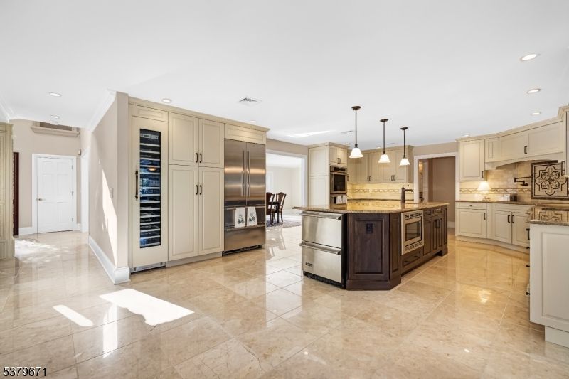 Interior, Kitchen, Pendant Lights, Recessed Lighting, Stainless Steel Appliances