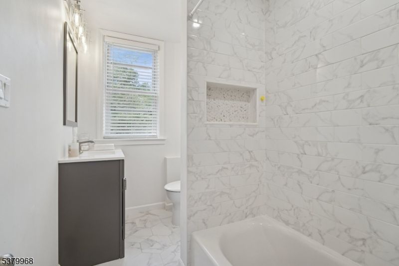 Bathroom, Interior, Marble, Marble Walls