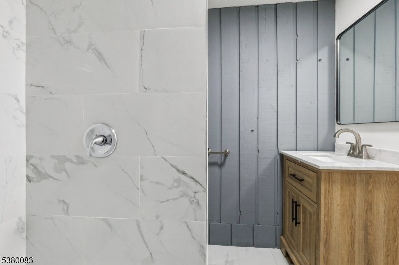 Bathroom, Interior, Marble Walls