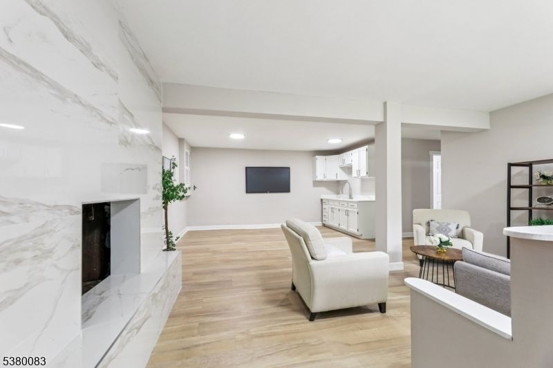 Interior, Kitchen, Living room, Marble Walls, Recessed Lighting, Wood Texture Flooring