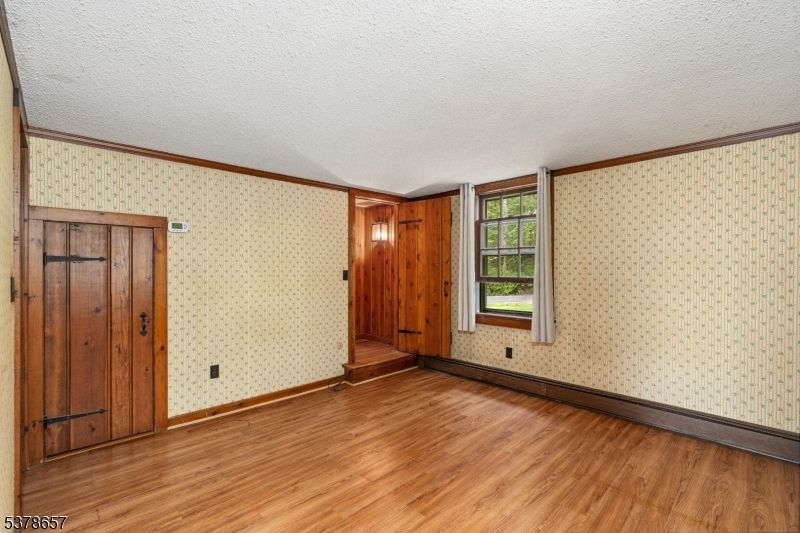 Empty room, Interior, Wood Texture Flooring, Wooden Walls