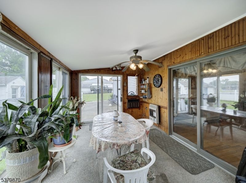 Dining room, Interior, Sun Room, Wooden Walls