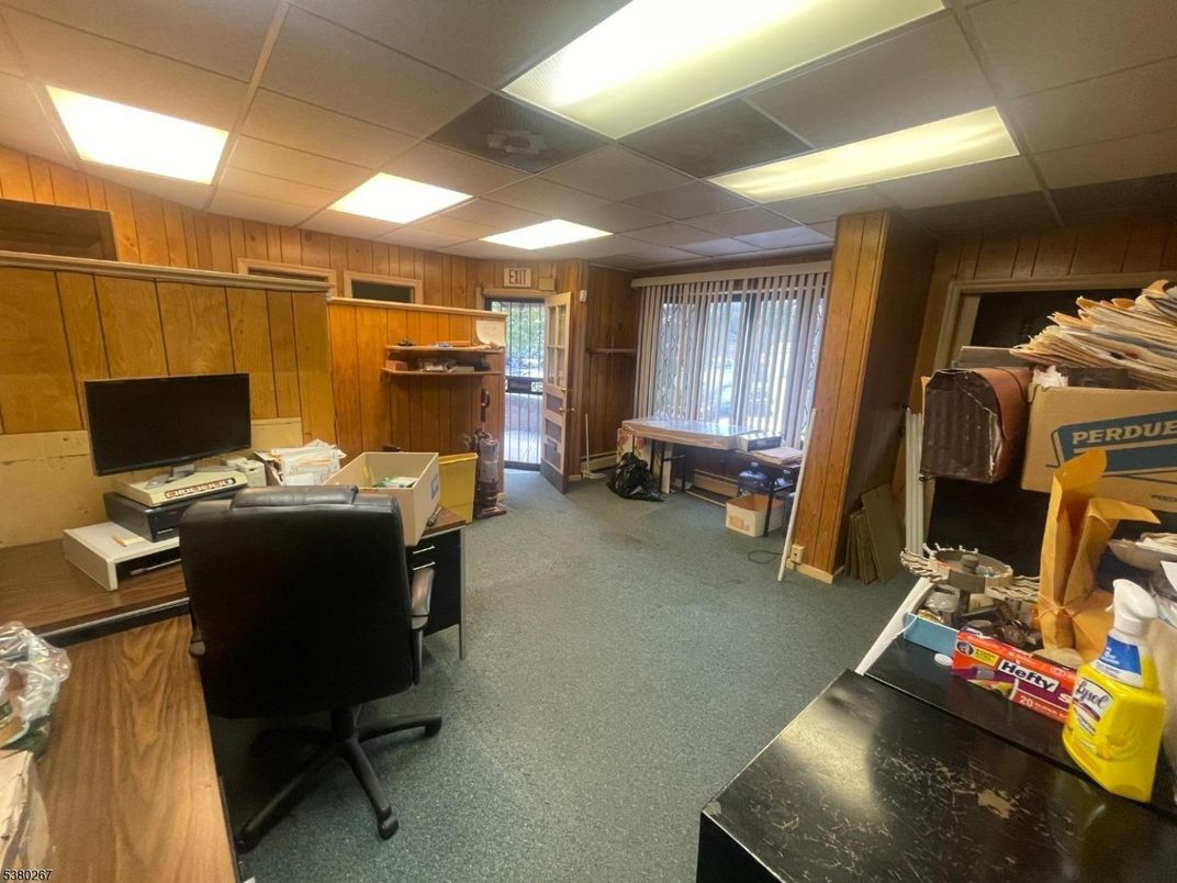 Home Office, Interior, Recessed Lighting, Wooden Walls