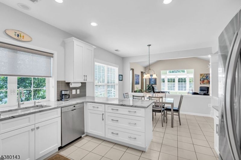 Dining room, Interior, Kitchen, Pendant Lights, Recessed Lighting