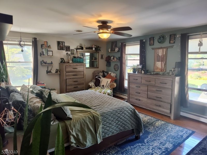 Bedroom, Interior, Pendant Lights, Wood Texture Flooring