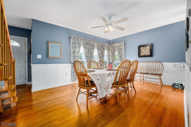 Dining room, Interior, Wood Texture Flooring
