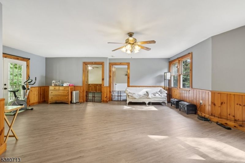 Bedroom, Fitness Equipment, Interior, Wood Texture Flooring