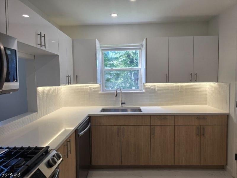 Interior, Kitchen, Recessed Lighting