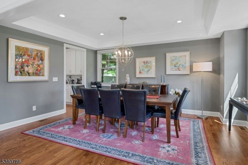 Chandelier, Dining room, Interior, Pendant Lights, Recessed Lighting, Wood Texture Flooring