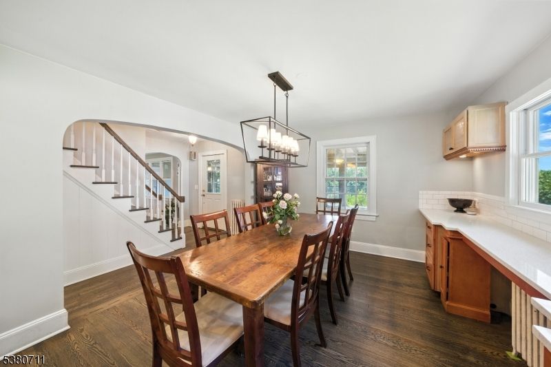 Chandelier, Dining room, Interior, Pendant Lights, Wood Texture Flooring