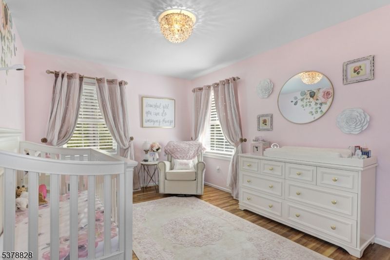Chandelier, Interior, Wood Texture Flooring