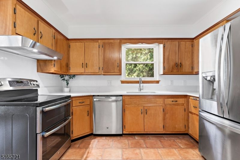 Interior, Kitchen, Stainless Steel Appliances