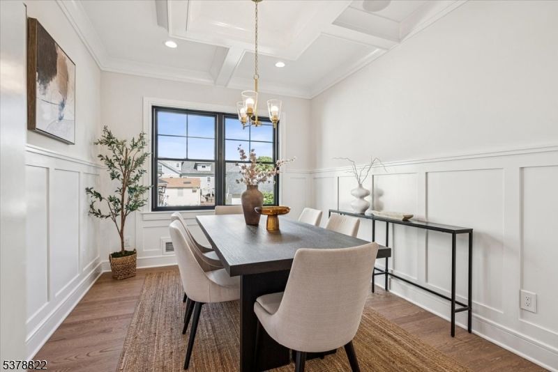 Chandelier, Dining room, Interior, Recessed Lighting, Wood Texture Flooring