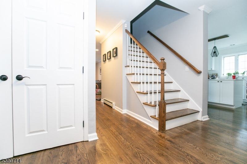 Interior, Pendant Lights, Recessed Lighting, Wood Texture Flooring