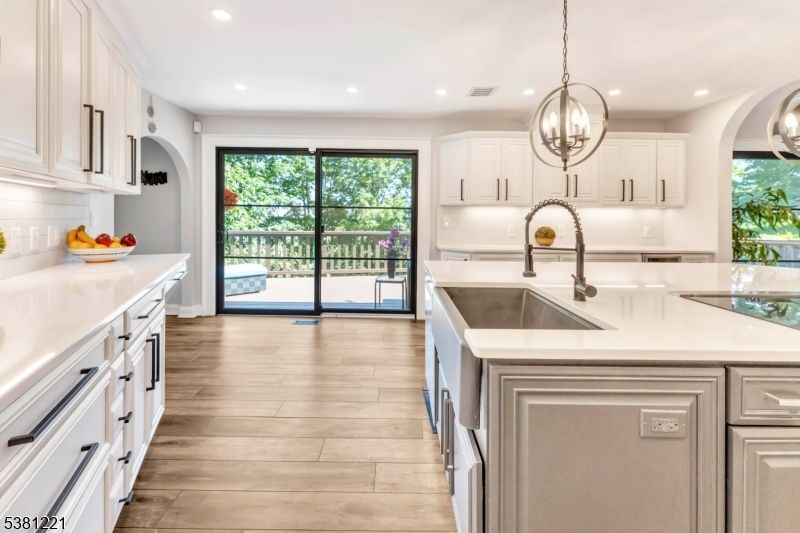 Interior, Kitchen, Pendant Lights, Recessed Lighting, Wood Texture Flooring