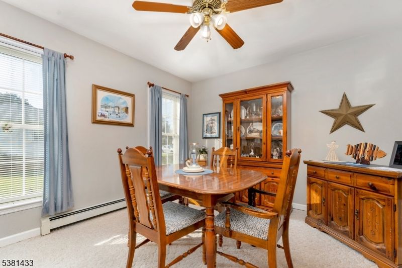 Dining room, Interior