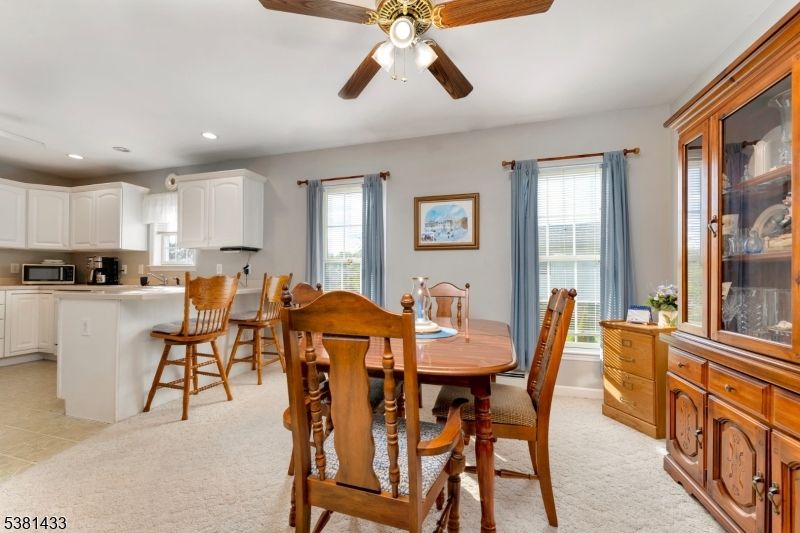 Dining room, Interior, Kitchen, Recessed Lighting