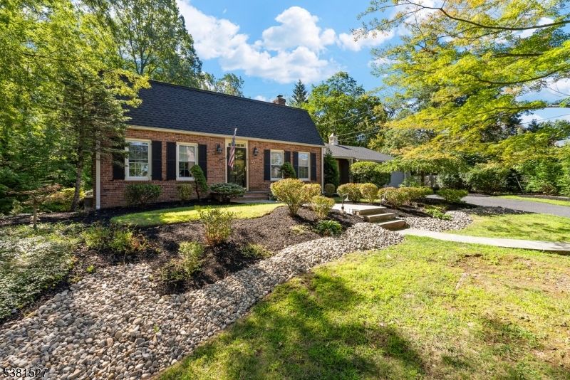 Exterior, Facade, Brick Facade, Cape Cod