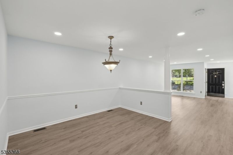 Empty room, Interior, Pendant Lights, Recessed Lighting, Wood Texture Flooring