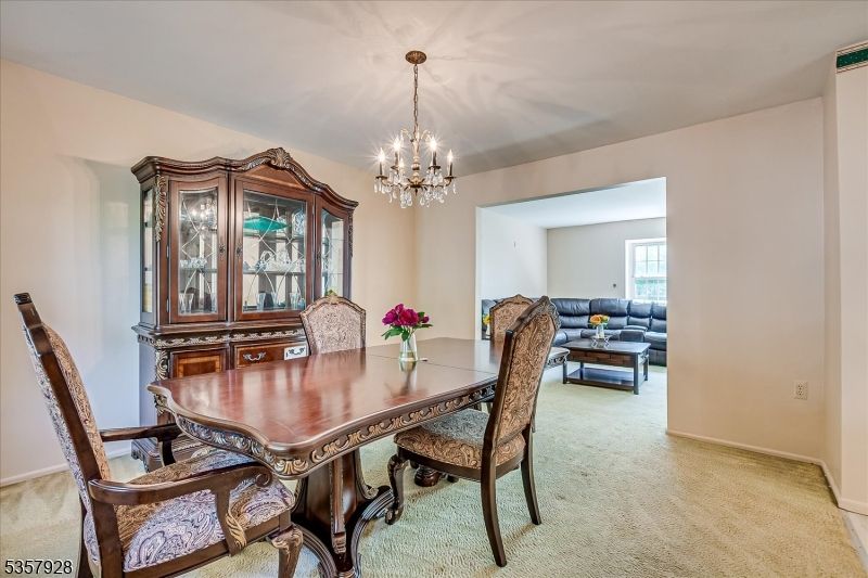 Chandelier, Dining room, Interior