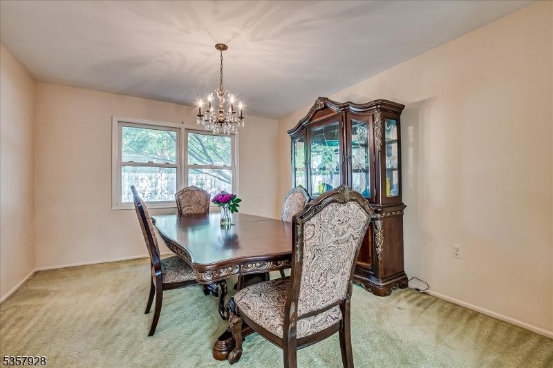 Chandelier, Dining room, Interior