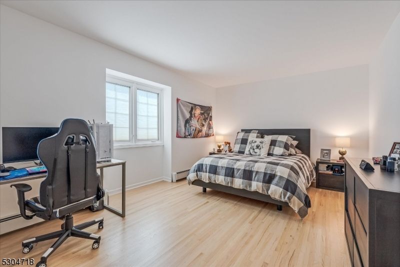 Bedroom, Home Office, Interior, Wood Texture Flooring