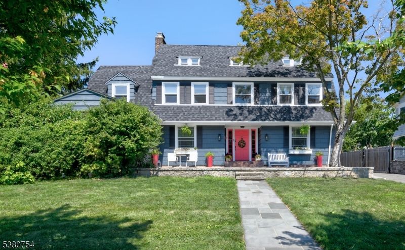 Backyard, Exterior, Facade, Georgian