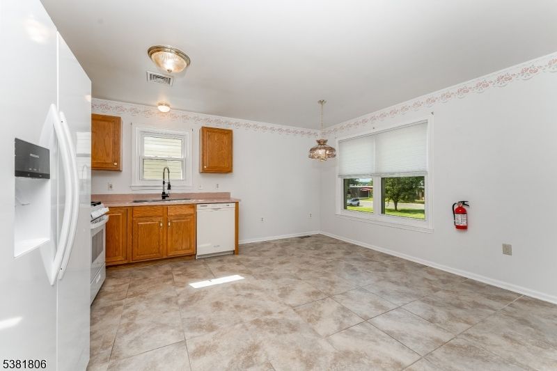 Interior, Kitchen, Pendant Lights