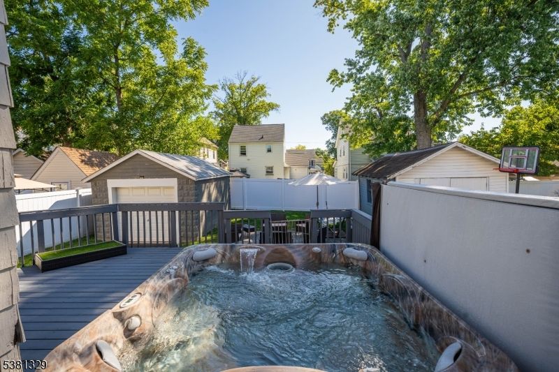 Exterior, Hot Tub