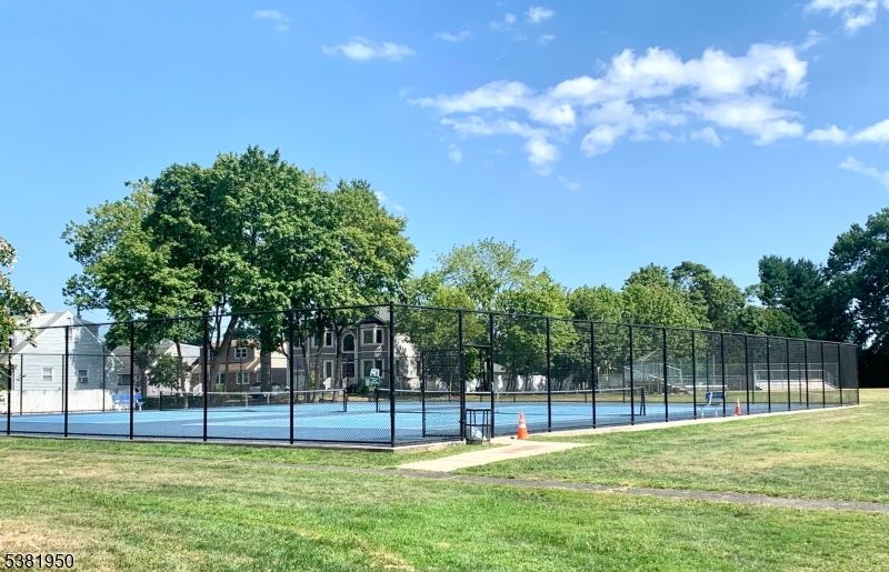 Exterior, Tennis Courts