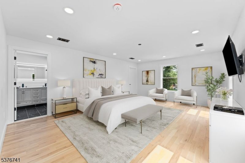 Bedroom, Interior, Recessed Lighting, Wood Texture Flooring
