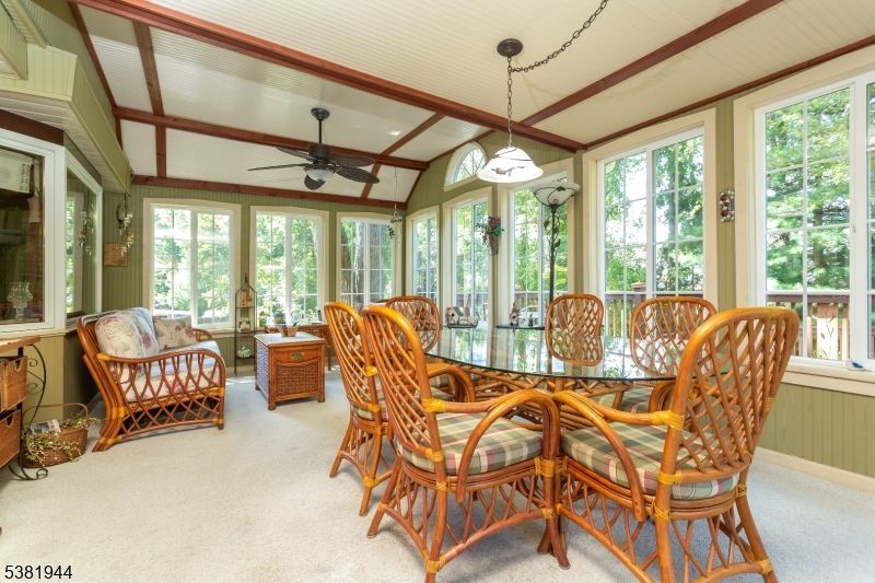 Dining room, Interior, Pendant Lights, Recessed Lighting, Sun Room