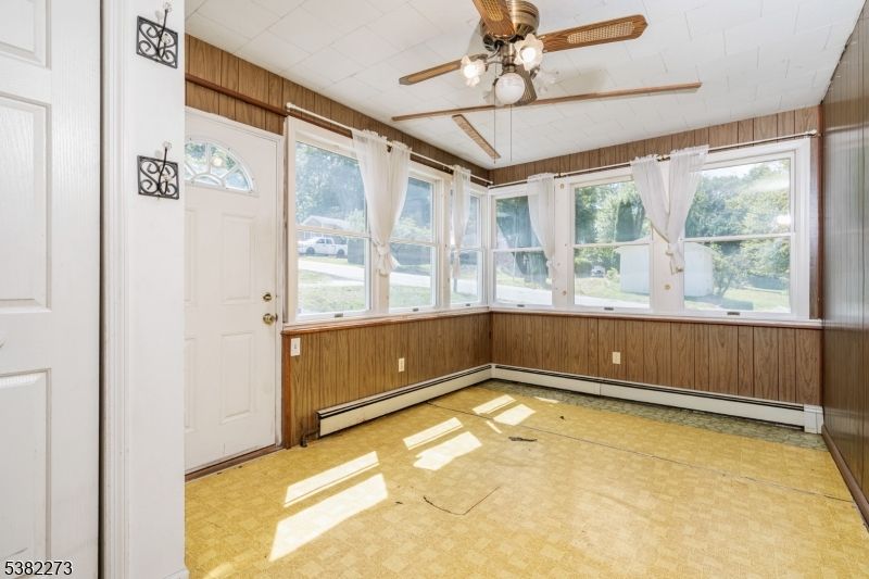 Interior, Sun Room, Wooden Walls