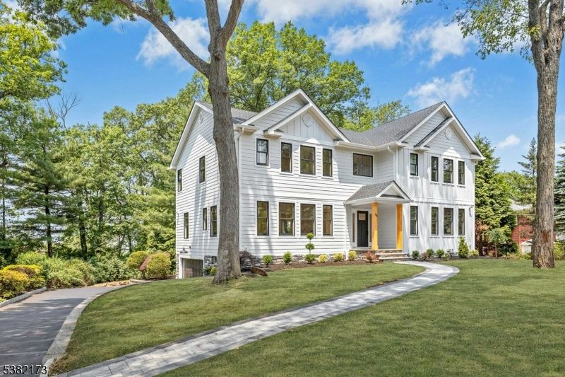Backyard, Exterior, Facade, Farmhouse