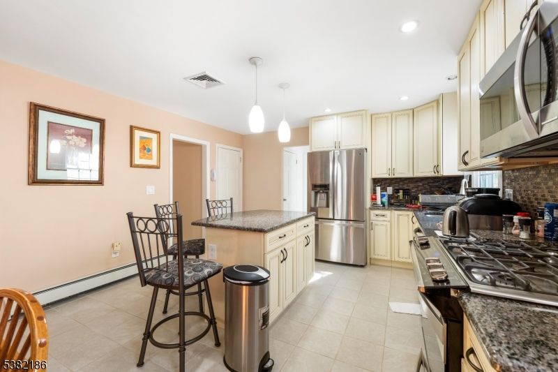 Interior, Kitchen, Pendant Lights, Recessed Lighting, Stainless Steel Appliances