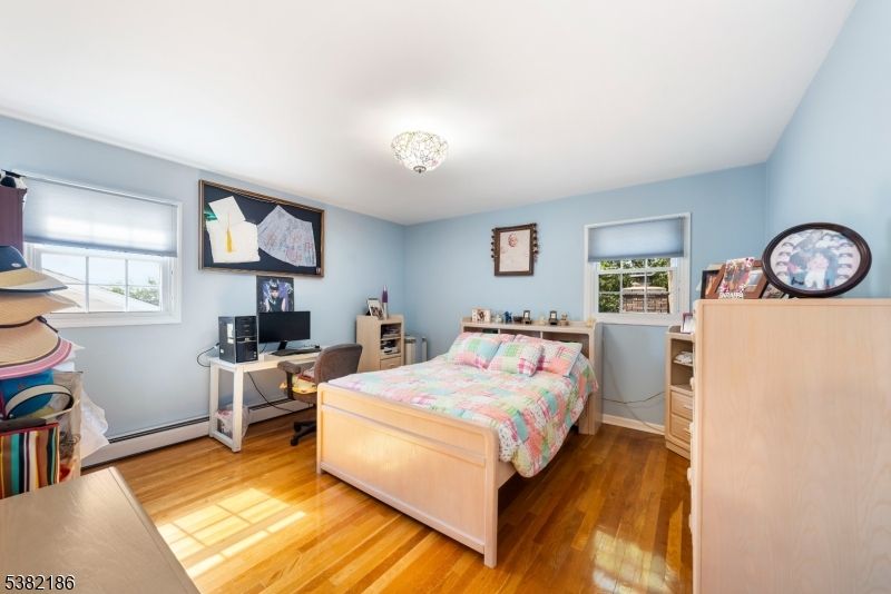 Bedroom, Home Office, Interior, Wood Texture Flooring