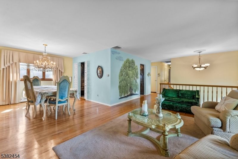 Chandelier, Dining room, Interior, Living room, Wood Texture Flooring