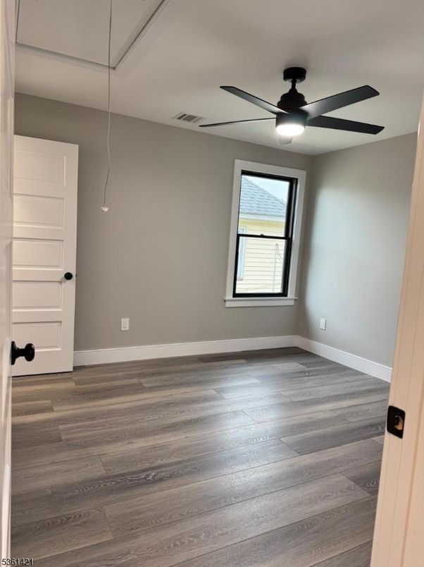 Empty room, Interior, Pendant Lights, Wood Texture Flooring