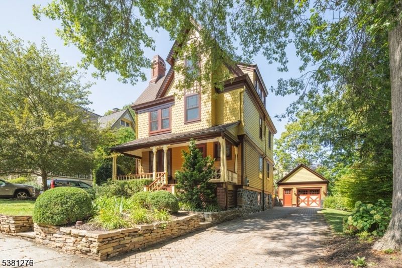 Backyard, Detached Garage, Exterior, Facade, Queen Anne Victorian