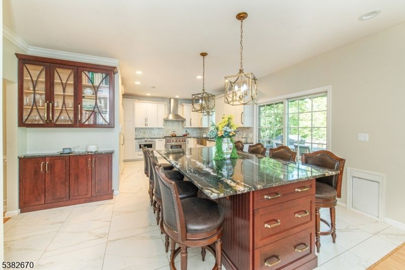 Dining room, Interior, Kitchen, Marble, Pendant Lights, Recessed Lighting, Stainless Steel Appliances